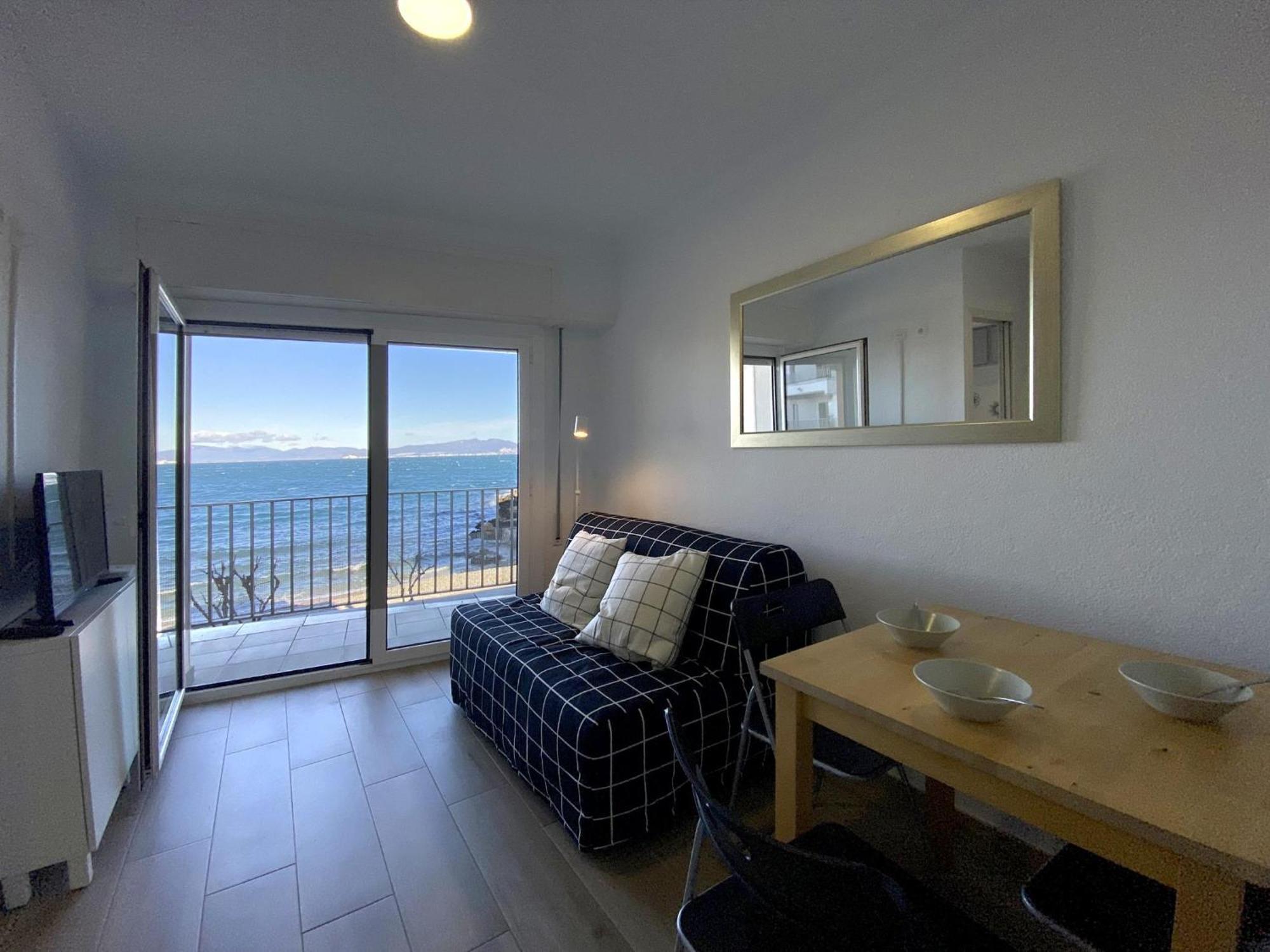 21107 Sea View Apartment *
